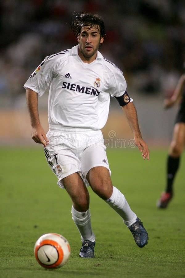 Raúl González Blanco: A Footballing Legend